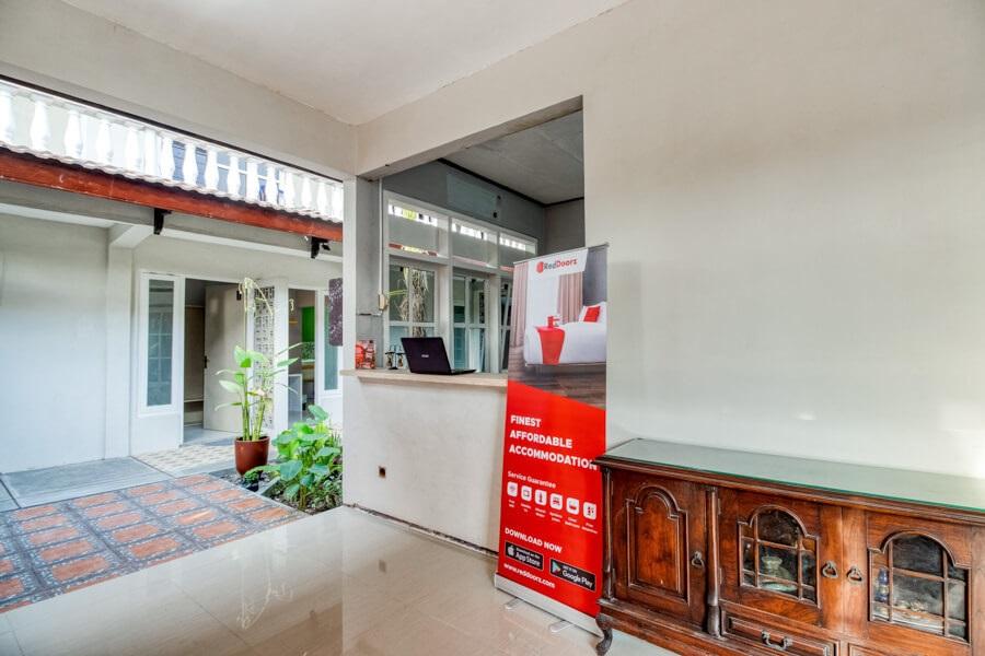 Hotel Reddoorz Near Malioboro Tugu Station Jogja Yogyakarta Exteriér fotografie